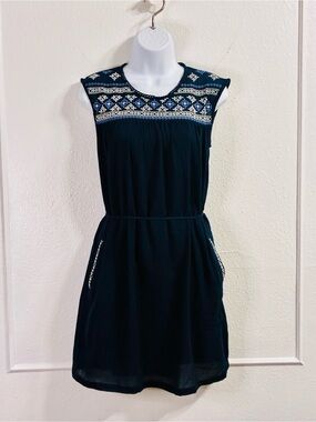 Francesca's Navy Blue Embroidered Sleeveless Mini Dress NWT Sz.S